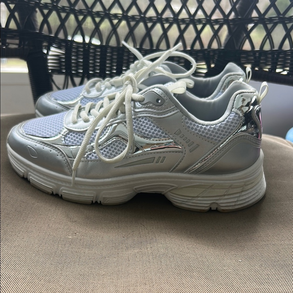Madden Girl White and Silver Platform Lace-Up Sneakers